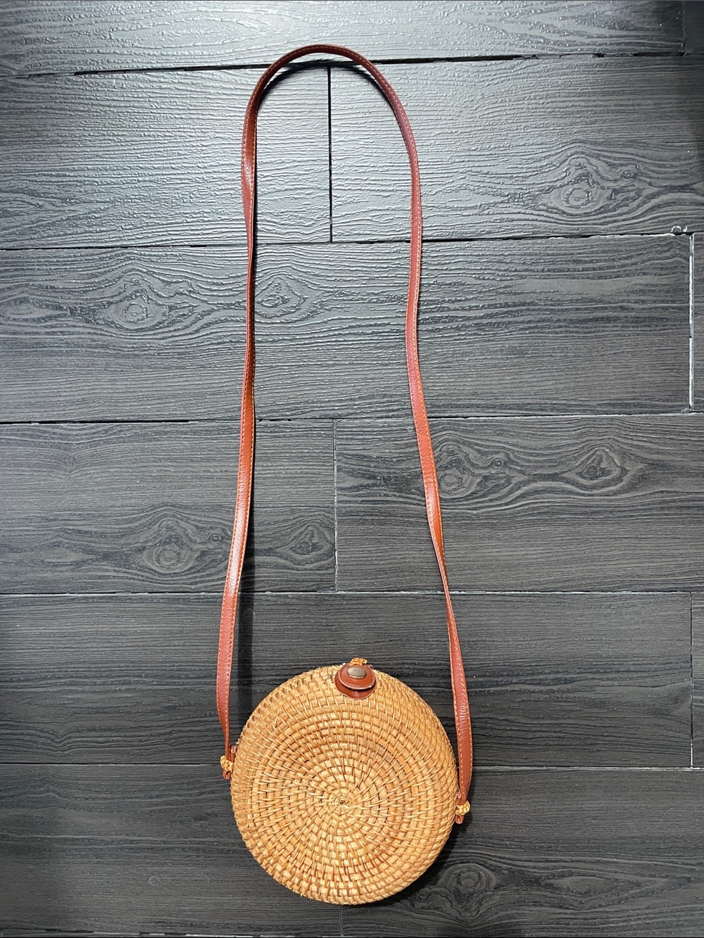Round Woven Crossbody Bag in Natural Brown - Picture 4 of 6